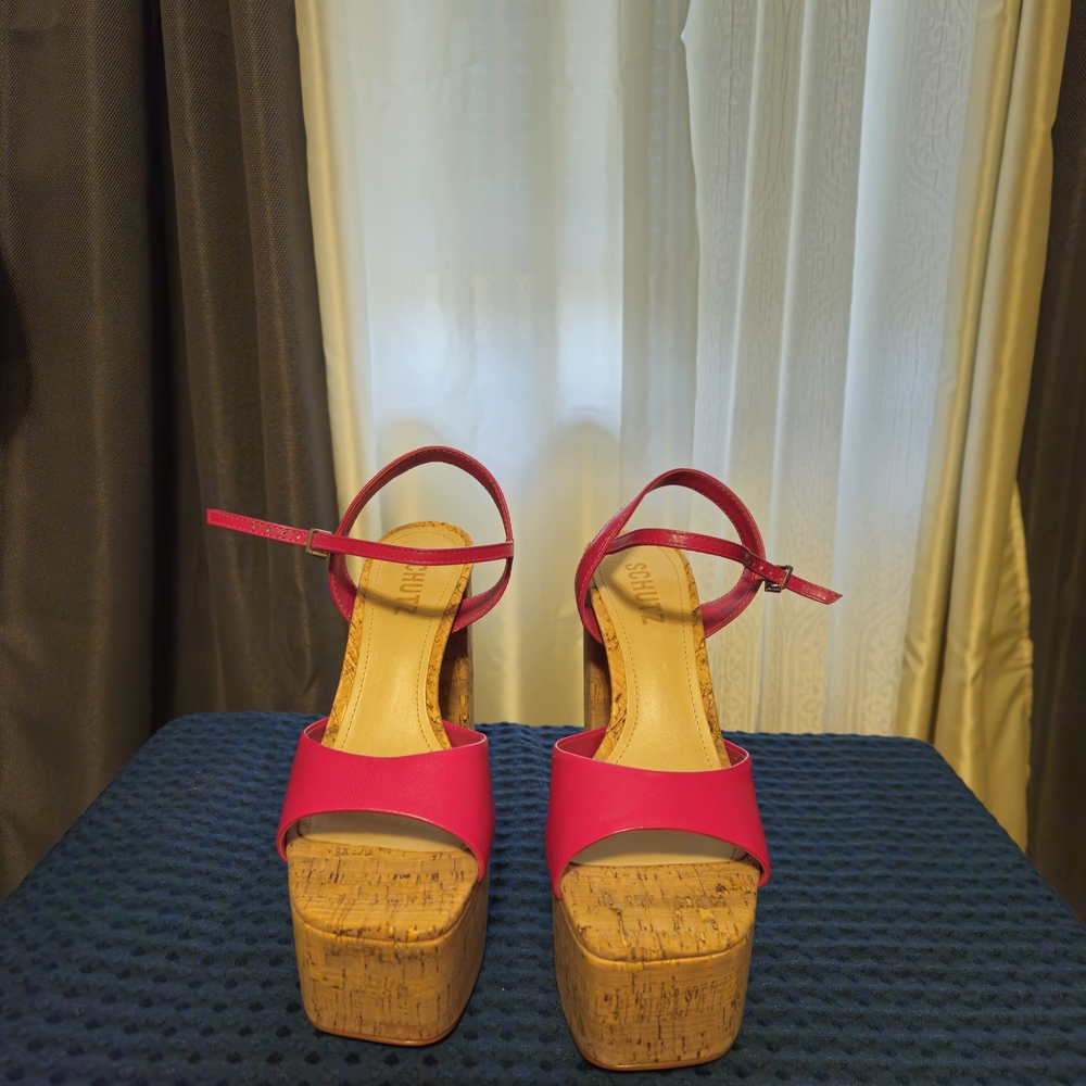 SCHULTZ Stylish Pink Platform Sandals